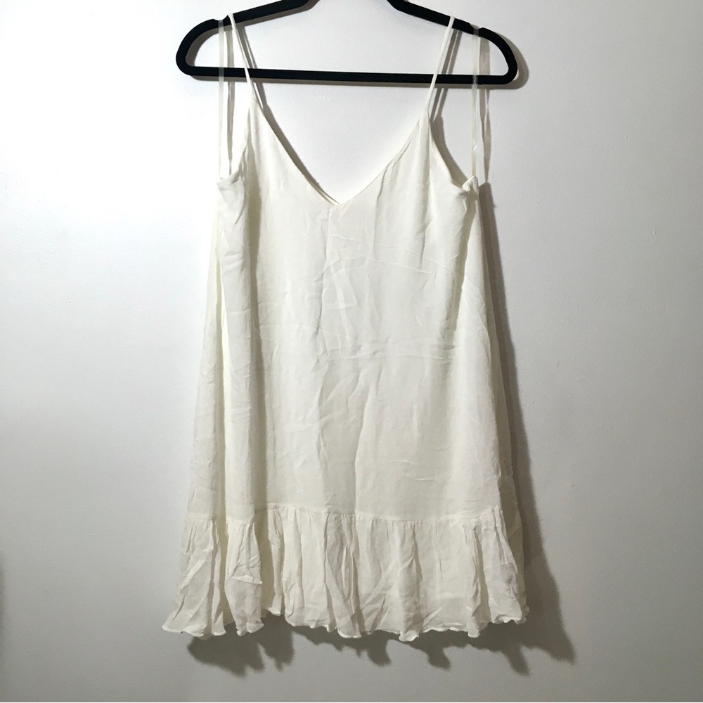 NWOT Spaghetti Strap V Neck Shift Dress with Ruffle Hem